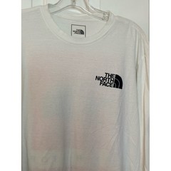 EUCThe North Face Men’s White Long Sleeve Logo Shirt with Black Print Size L