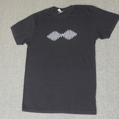 Arctic Monkeys T Shirt L VTG 2014 AM Album Tour Concert Merch DO I WANNA KNOW