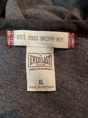 EVERLAST Gray and Black Long Sleeve Men’s Tee Sz XL