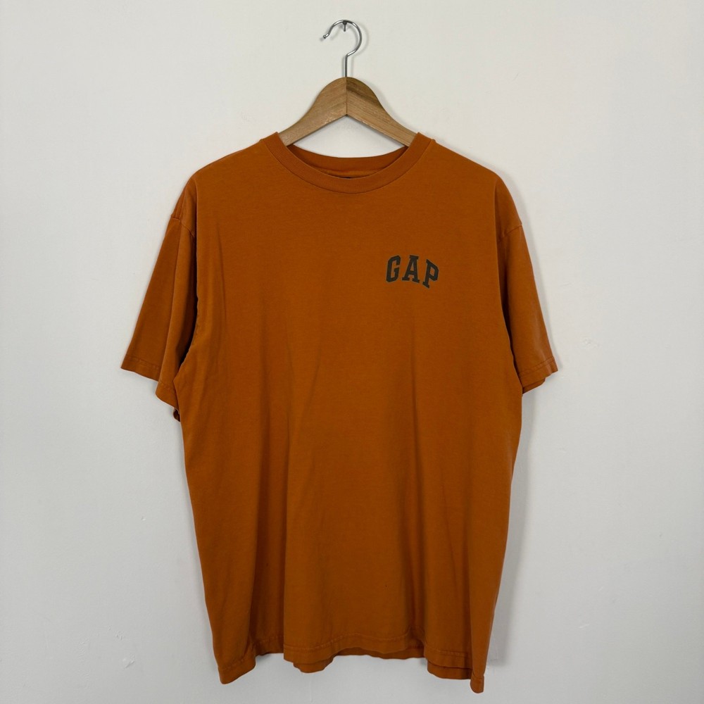 Vintage 90s Gap Spell Out Chest Logo T-Shirt Orange Streetwear Preppy