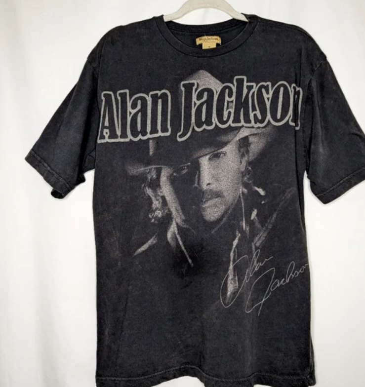 Alan Jackson Men_s Vintage Faded Black T-shirt Size M