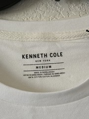 Kenneth Cole Medium 100% Cotton White Knit Pocket Spring T-Shirt NWT $49