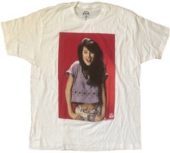 Kelly Kapowski Saved by The Bell 90 ‘s TV Show Men’s T-Shirt White Size XL