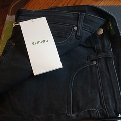 GENUWIi mens Dark black Skinny Jeans Stretch Denim Button Zip 5-Pocket