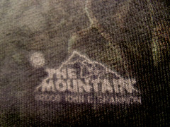The Mountain Tree Face Branches Leafs Green T-Shirt Mens Womens Unisex Small