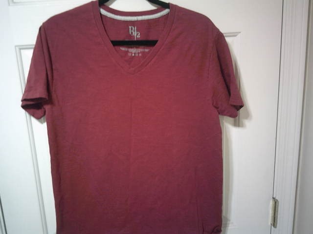 B2 Original Blends Men’s Shirt, maroon red, Size large, V-neck 100% cotton 👨