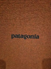 MENS PATAGONIA RESPONSIBILI-TEE SIZE SMALL