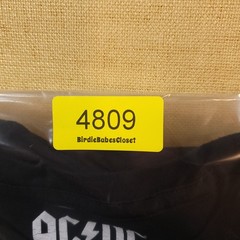 AC/DC Logo 80’s Album Back in Black Men’s Large Graphic T-Shirt