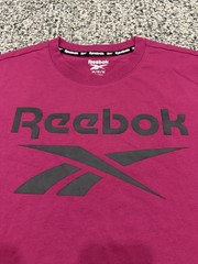 Reebok Mens Identity 100% Cotton Tee Shirt – Very Berry – Medium -Brand NWT!