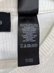 Claiborne Ribbed V Neck T Shirt Size Medium Short Sleeve White Casual Minimalist