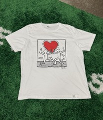 Keith Haring x Uniqlo Heart Art Logo Love Tee XL White