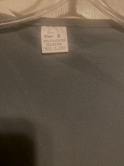Men’s Gray Stretch Deep Scoop Neck T-Shirt Flap Pocket Boxy FIt Size Small NWOT