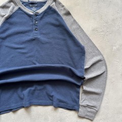 Vintage 2000s North Crest Two Tone Blue Gray Boxy Indie Henley Thermal