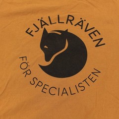 FJALLRAVEN Arctic Fox logo t-shirt SMALL tag sweden nordic outdoor camp