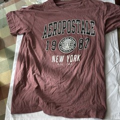 Aéropostale Men’s M Burgundy Short Sleeve Crew Neck New York Logo T-Shirt