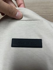 Fear of God Essentials SS22 Light Oatmeal Oversize T-Shirt FOG Men SZ Medium