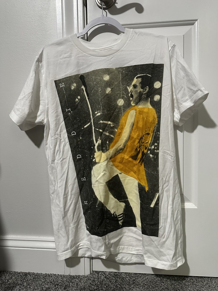 Freddie Mercury Queen Band Unisex Medium T-Shirt Short Sleeve