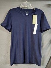 NWT Goodfellow V-Neck Men’s T-shirt Xavier Navy — Size Medium Standard Fit