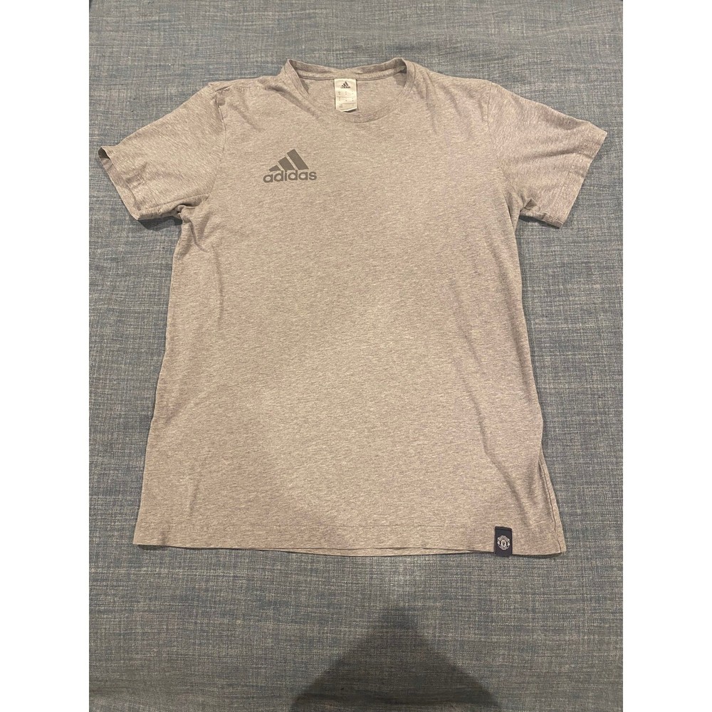 Adidas Manchester United Gray Graphic T-Shirt Mens Medium BQ2254 07 Soccer Tee
