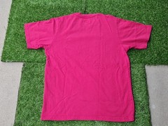 AUTHENTIC SUPREME POCKET TEE MEN SIZE MEDIUM (21×28) IN RED COLORWAY.