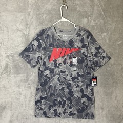 NWT NIKE Shirt L Gray White MOVING MOUNTAINS Graphic Spellout Tee Swoosh
