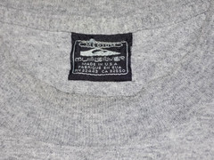 RETRO 90’S/Y2K QUICKSILVER SURFER T-SHIRT. 100% COTTON. MADE IN USA. SIZE MEDIUM