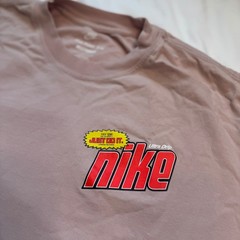 Nike Mens Large Pink Kicks So Clean Ultra Drip Graphic Loose Fit Crewneck