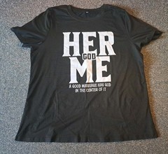 Her God Me -A Good MARRIAGE HAS GOD IN THE CENTER OF IT – 1XL Tee Black T-shirt