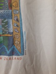 vtg 90’s kiwi art new zealand size medium white graphic t-shirt