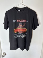 Five Nights At Freddy’s Short Sleeve Shirt Medium FNAF Adult Shocking Funny