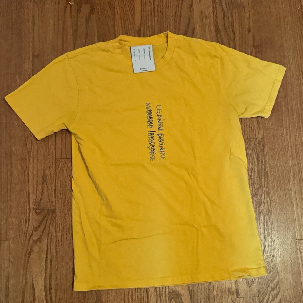Honore wicker Park Men’s Medium Sized T Shirt. Back Decal With French Writing