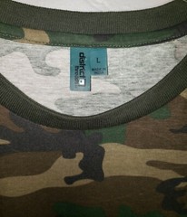 DISTRICT THREADS Men’s or Woman’s long Green/Brown CAMO t-shirt size LARGE