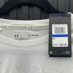 Under Armour Freedom Tech Mens XL White Long Sleeve Shirt