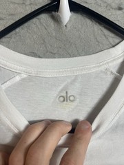 Alo Yoga Triumph Crew Neck Tee Mens L White Sueded Performance T-Shirt Casual
