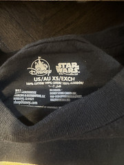 Star Wars-Disney Graphic T-Shirt X-SMALL (READ DETAILS) L23 W15