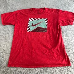 Nike Shirt Men’s Large Red Short Sleeve Crew Neck Square Logo Graphic Tee