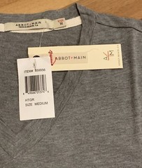 ABBOT & MAIN (Sz M or L) Men’s Basic V-Neck Tee T-Shirt Tri Blend Casual, Gray C