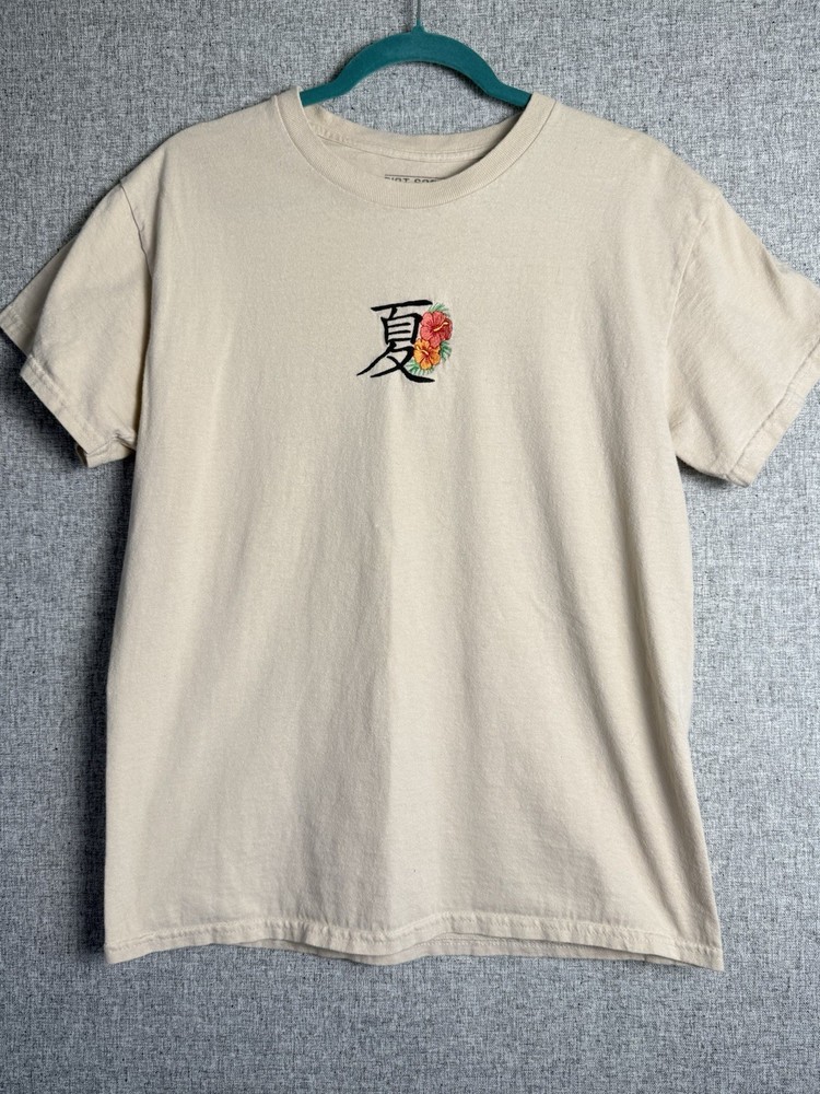 Riot Society Beige Tan Brown T-shirt Japanese Kanji Hibiscus Flower Floral MED