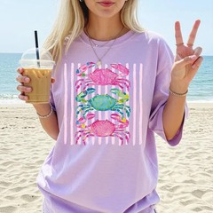 Cute Crab T-Shirt Coastal Beach Style Summer Graphic Tee Preppy Sea Life Gift