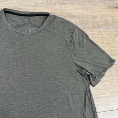 On Cloud Mens Active-T Shirt Large Olive Green Lightweight Soft 37% Modal B9