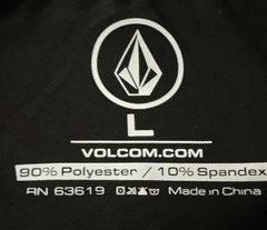NWT Volcom Short Sleeve T-Shirt Black Men’s Size Large. A1