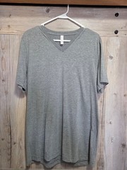 Set of 5 mens v neck t shirts