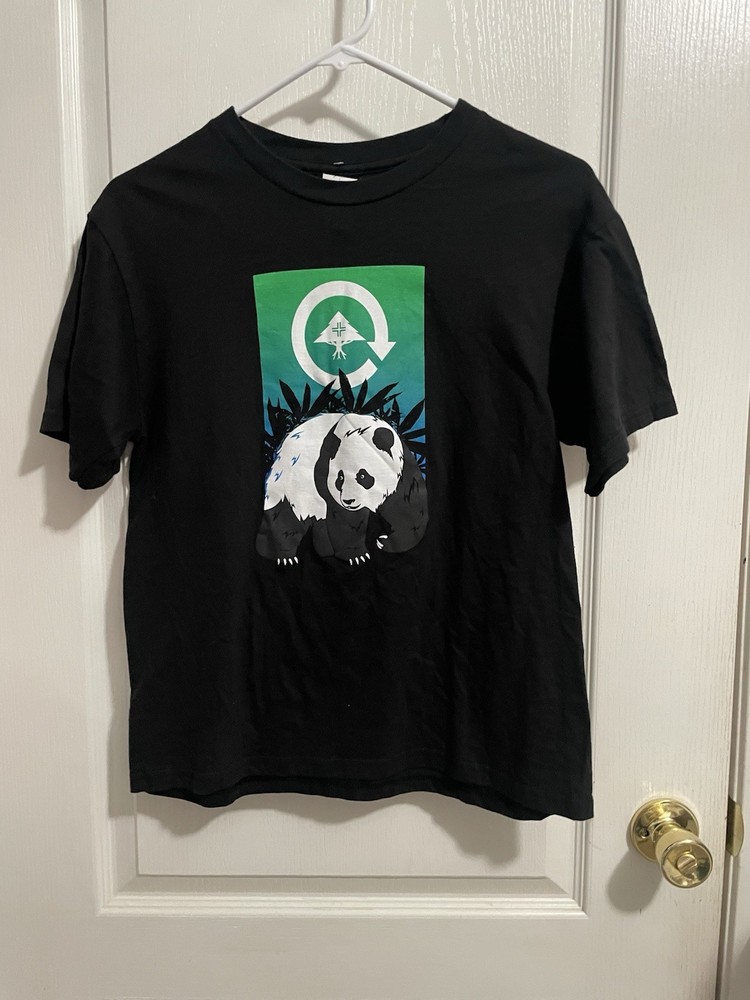 LRG Boys Lifted Research Group T-Shirt Black Panda Graphic Tee Size Large NWT