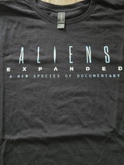 Aliens Expanded Unisex Size XL Black T-Shirt Gildan Soft Style from Documentary