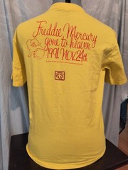 Vintage Freddie Mercury Queen t shirt S rare yellow concert