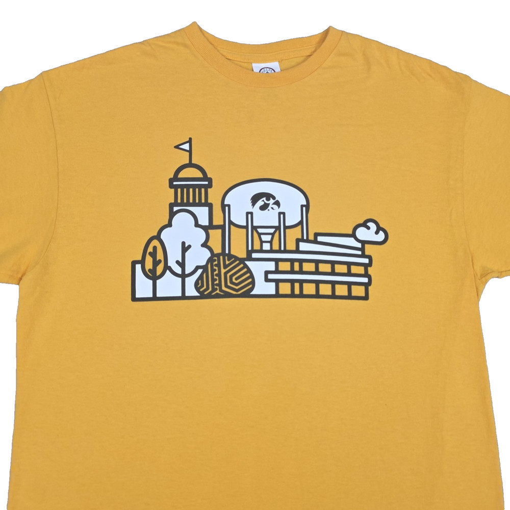 lowa Hawkeyes Landscape Shirt Men’s Large Yellow NCAA College Sports Logo City
