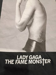 Lady Gaga Fame Monster Graphic T-Shirt Men’s Size Large