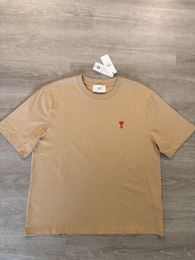 Ami Paris Men’s T-Shirt Size Large Embroidered