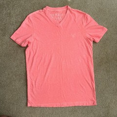 American Eagle T-Shirt Mens Medium Bright Neon Pink Coral Logo Cotton Eagle Logo