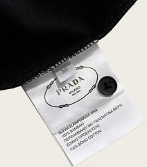 Prada Men’s black round-neck short-sleeved shirt
